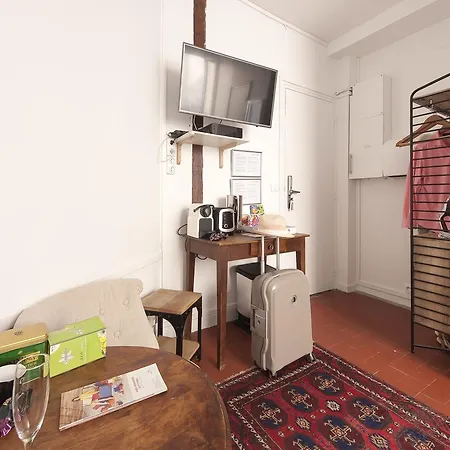 Petit Marais Apartment *